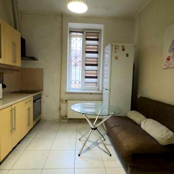 1 ком. квартира на Павловом Поле ул. Вартових Неба, отдельный вход.