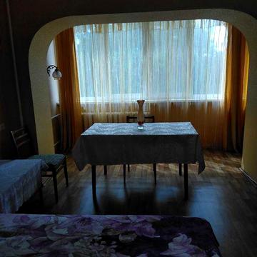 Продаю двокімнатну квартиру