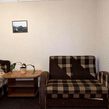 Дорогожичі/Почайна, Петропавловская/Петропавлівська 14, Куренівка