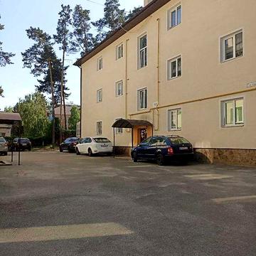 Здається квартира на довгострокову оренду Єрощенка 20 (без комісіі)