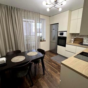 Лисаветинська вул., 1