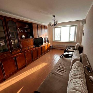 Продаж 3к Квартира Молодіжна вулиця