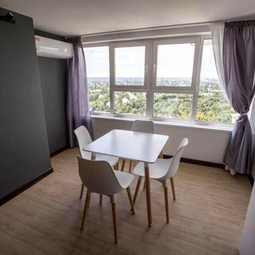 Михайла Донця вул., 2-А