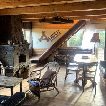 Здається двоповерховий котедж у Яремче від власника