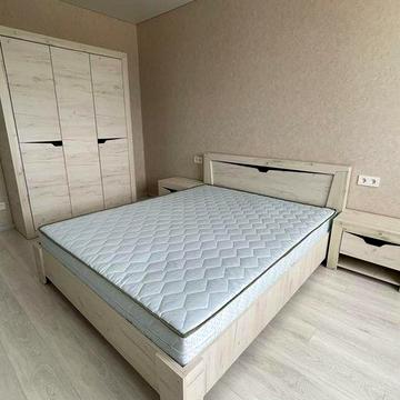 Приозерний бульв., 6