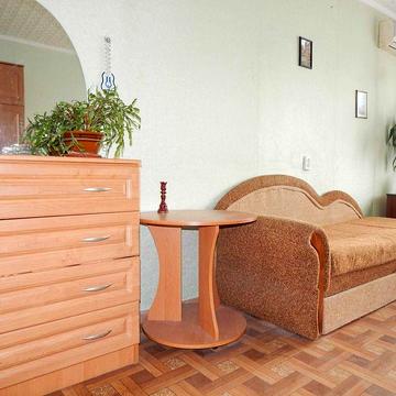 Сдаю 3-х ком. квартиру на левом берегу возле торгового центра ТЕРРА