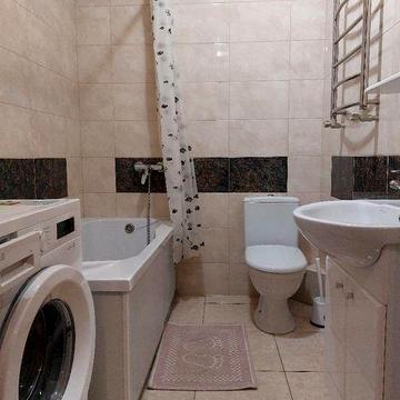 Здам 2к квартиру в Центрі міста з ремонтом