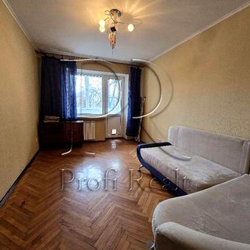 Продаж 2 кімн. квартири в гарному стані  Вулиця Академіка Шалімова 7А