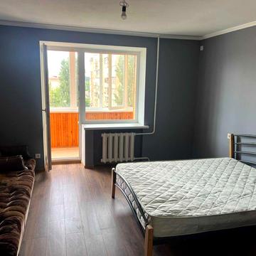 Продам Квартира 4-кімнатна з ремонтом в центрі м.Ірпінь - 79 000$