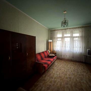 Двушка на другому поверсі Піонер