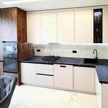 Приозерна вул., 38