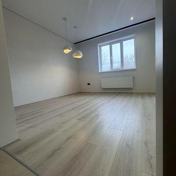 Продається 2-х ярусна квартира 110м2, таунхаус, котедж