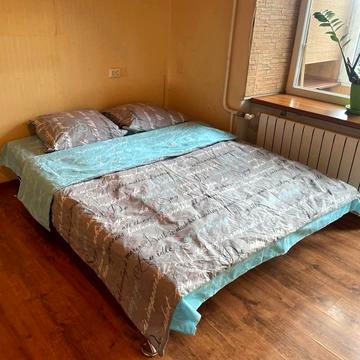 C. Петлюри бульв., 2