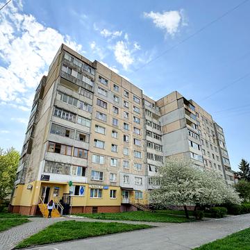 Василя Симоненка вул. (), 7