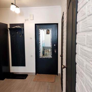 Сдам квартиру однокомнатную, южная сторона,светлая просторная ,уютная.