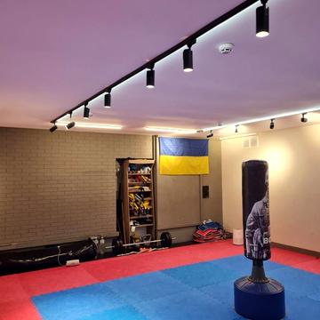 Героїв Небесної Сотні просп., 18/4