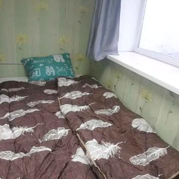 Здам маленьку студію пр. Лесі Українки