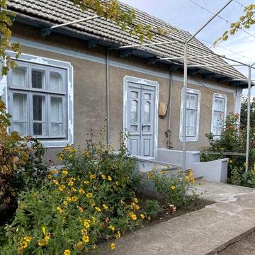 Дам в центре срочно