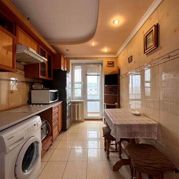 Сихівська вул., 12