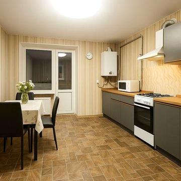 Комфортна 2-кімнатна квартира, 3-й поверх, проспект М. Лушпи