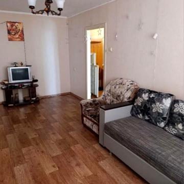 Семінарська вул., 13