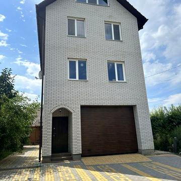 здам в оренду поверх-квартиру в будинку