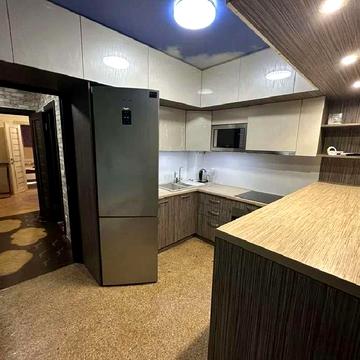 Петра Калнишевського вул. (Михайла Майорова), 14