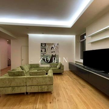 Володимира Вернадського вул. (Дзержинського), 17