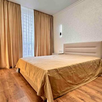 Віктора Некрасова вул. (Північно-Сирецька), 6