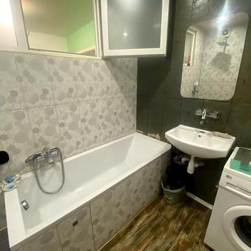 Сдам чистую 2к квартиру в старом центре (малом рынке) (свет не откл)