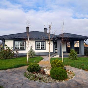 Якова Качури вул., 13