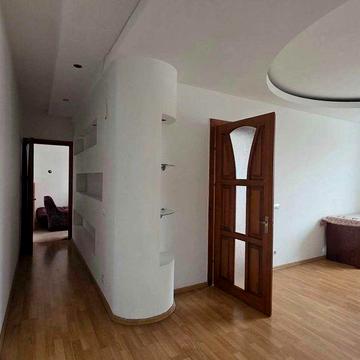 Оренда 3-кім, вул.Саксаганського, центр