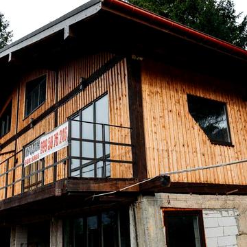 будинок в Карпатах "під ключ" Газ Меблі Камін Чан Мангал. Упр компанія