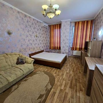 Сдам однокомнатную квартиру на Пишоновской.