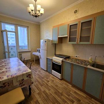 Сдам однокомнатную квартиру на Пишоновской.