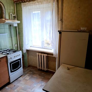 Перлинна вул., 44