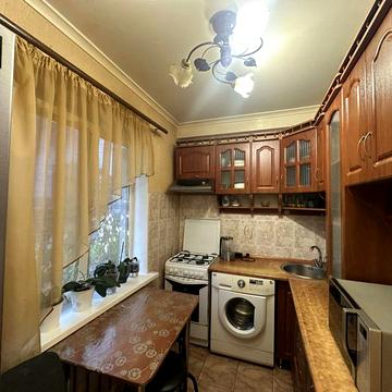 3-кімнатна на Набережній Нижньодніпровська