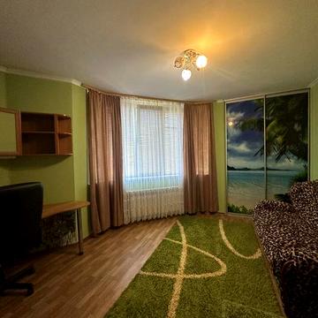 Оренда 2-кімнатної Рельефна 8