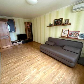 Сонячна Набережна вул. (Маршала Малиновського), 44