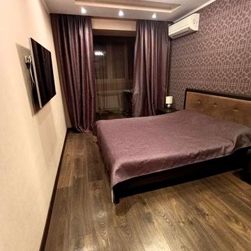 Сдаю 3 ком кв Космонавтов евроремонт, мебель, техника