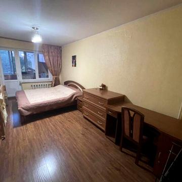 Терещенківська вул. (Червоного Козацтва), 27