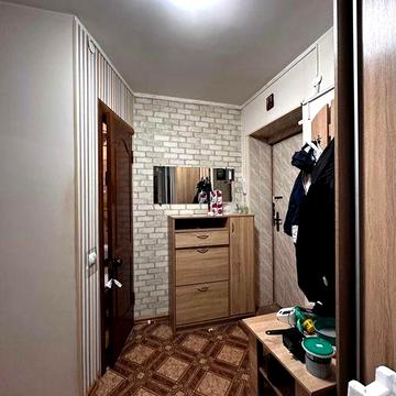 Продам 2кк Ушакова /Кулика . Кирпичный дом.