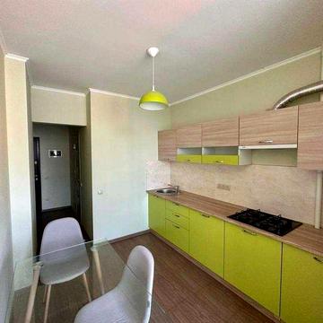 Власник! Оренда однокiмнатноi квартири в самому центрi !