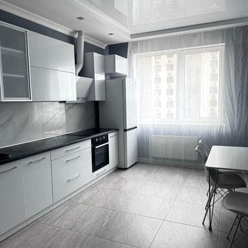 Сдам ! ЖК 37 Жемчужина , кадор , долгосрочно