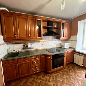 Андрія Аболмасова вул. (Панельна), 3