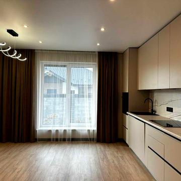 Будинок з ремонтом, меблями та технікою