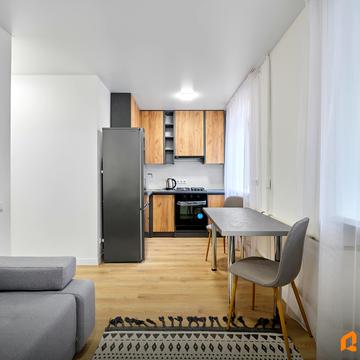 Відрадний просп. (Чубаря), 10-А