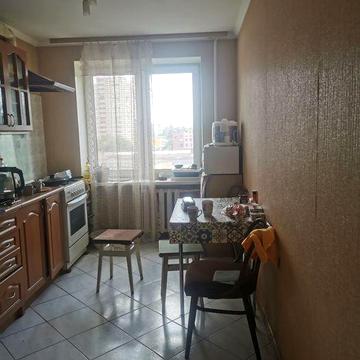 Продам трехкімнатну  на Ушинського 27 цегляний 96 серія