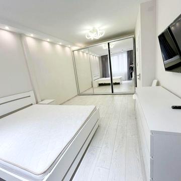 Сдам 1ую квартиру ЖК Маршал Сити,Проспект Небесной Сотни