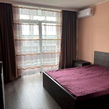 Здається 1, 5 кімн. Кв.  В ЖК Щасливий